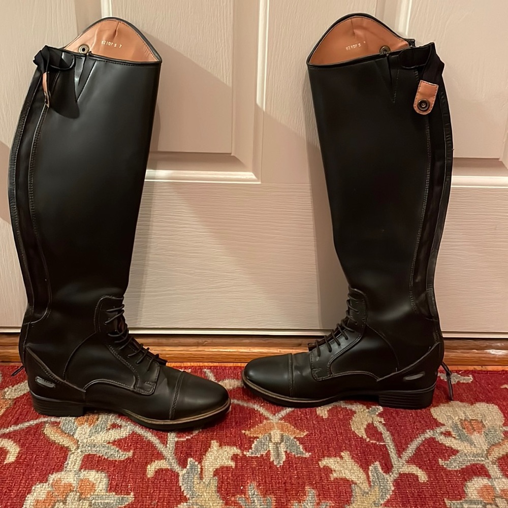 Tuffrider Children’s Starter Field Boots - good condition - Dover Sadderly